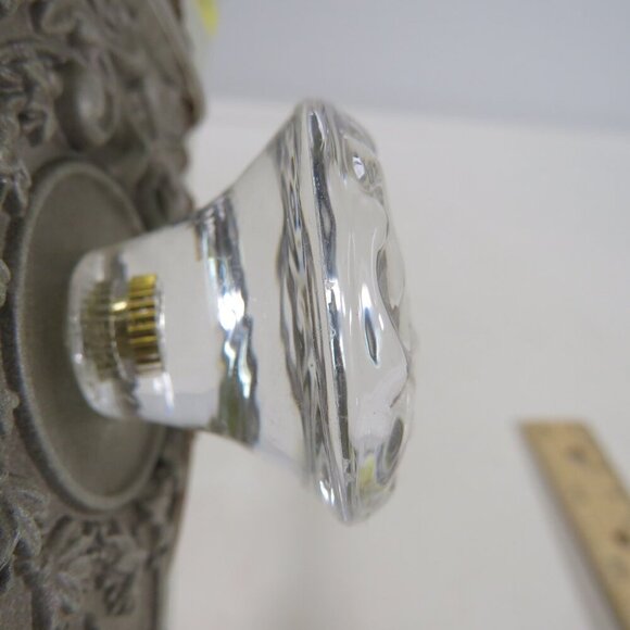 Victorian style Metal Wall Hook with glass & enamel knob - Picture 4 of 13